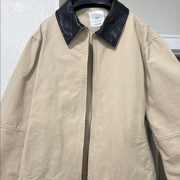 Mango Tan and Black Lightweight Shirt Jacket
-No Stains-
-Perfect Condition- - Picture 1 of 3
